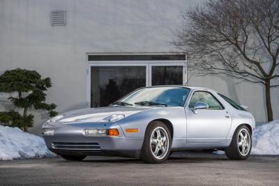 porsche-928gts-01.jpg