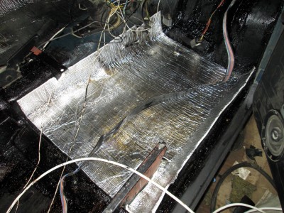 полик переднего пассажира.JPG