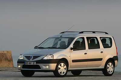 dacia_logan_mcv_2007_1.jpg